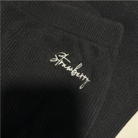 Strawberry Milk Mob Ribbed High-Waist Lounge Leggings - BLACK - Picture 2 of 2